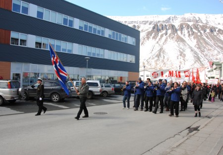 Tökum öll þátt í kröfugöngu stéttarfélaganna á 1. maí